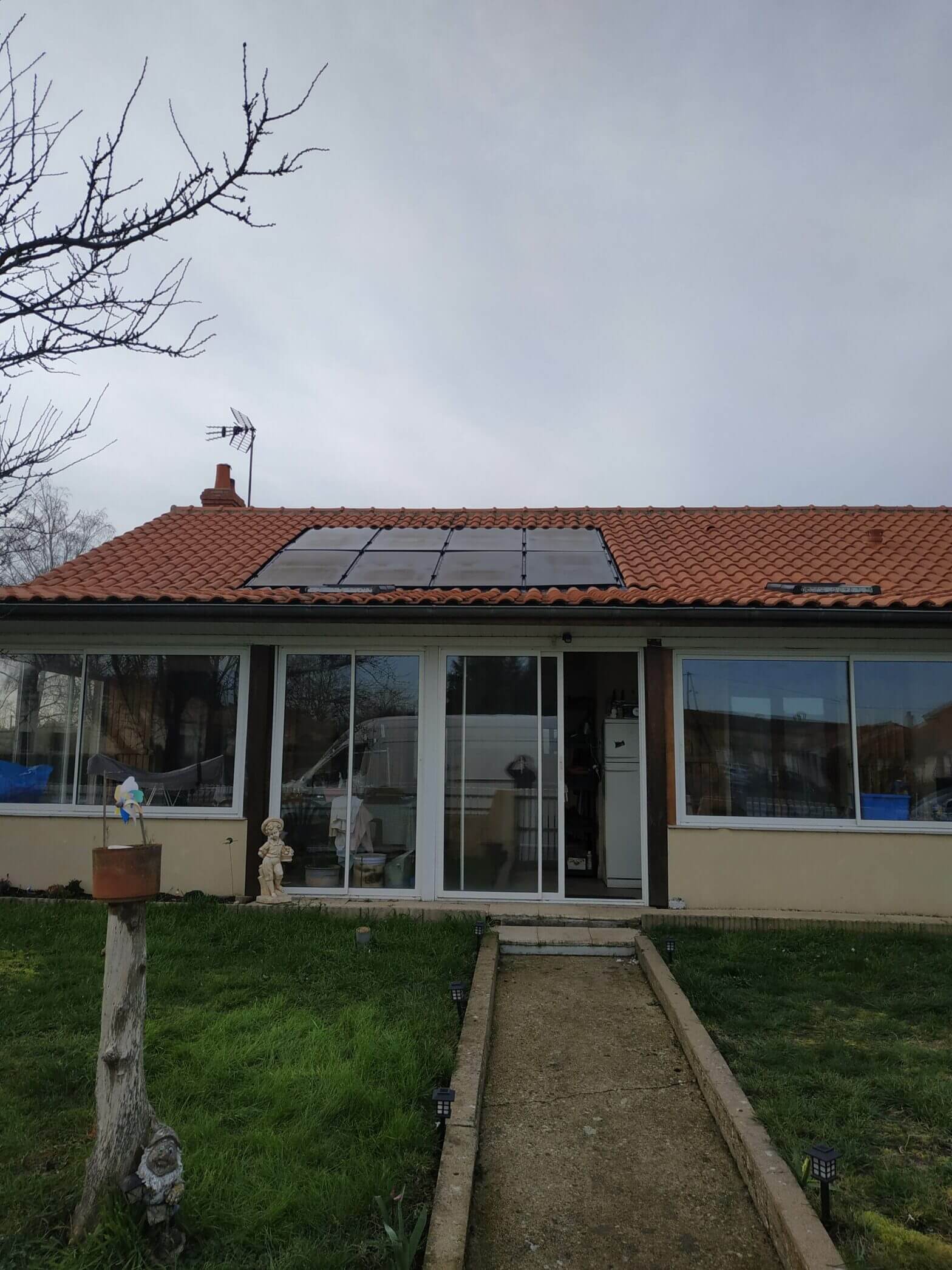 Installation photovoltaïque, en autoconsommation, d’une puissance de 3 kWc à Monts-sur-Guesnes (86)