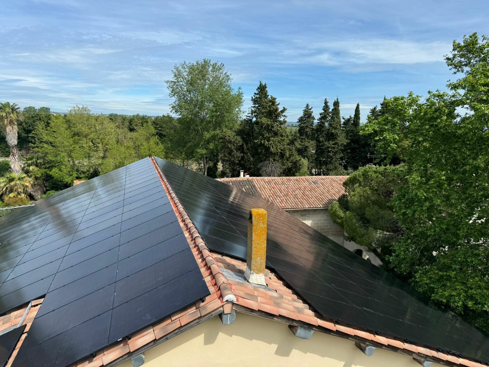 Installation photovoltaïque, en autoconsommation, d’une puissance de 92,250 kWc à Fourques (30)